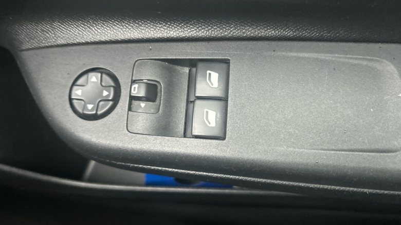 Vauxhall Corsa 1.2 SE 5dr Petrol Hatchback